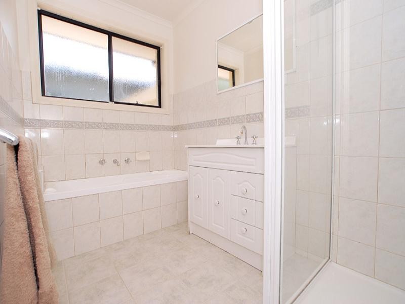 2/16 True Avenue, Carrum VIC 3197