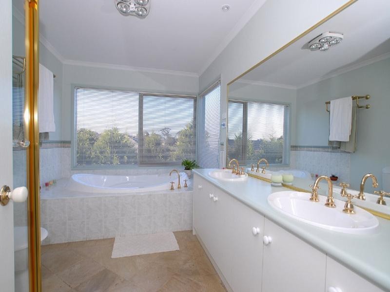 8 Judith Court, Aspendale Gardens VIC 3195