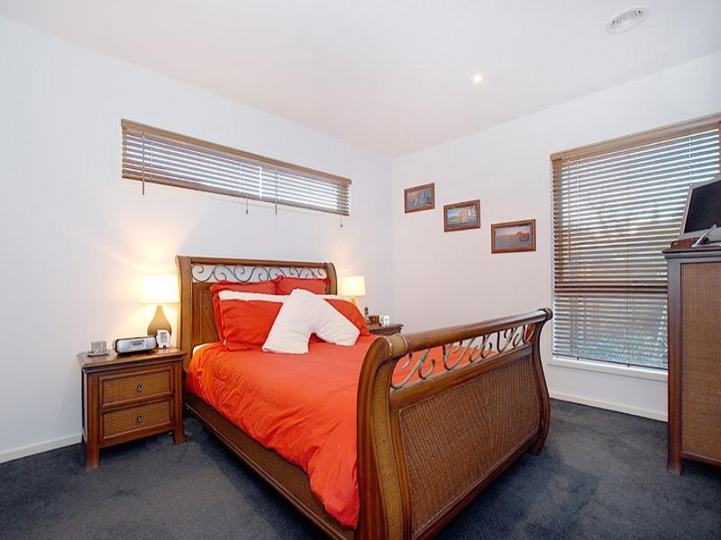 1/49 Glenola Road, Chelsea VIC 3196