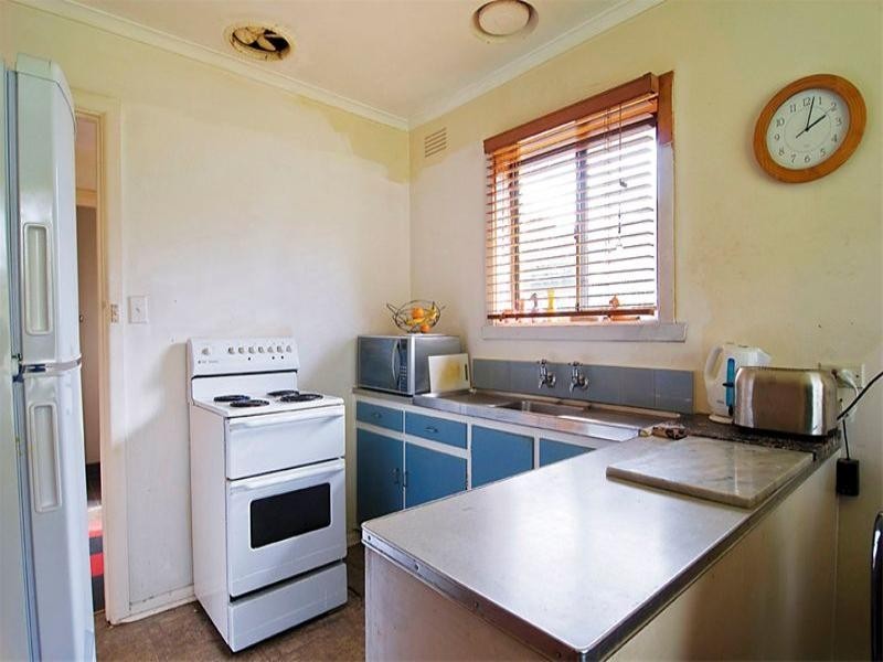 10 Dyson Road, Carrum VIC 3197