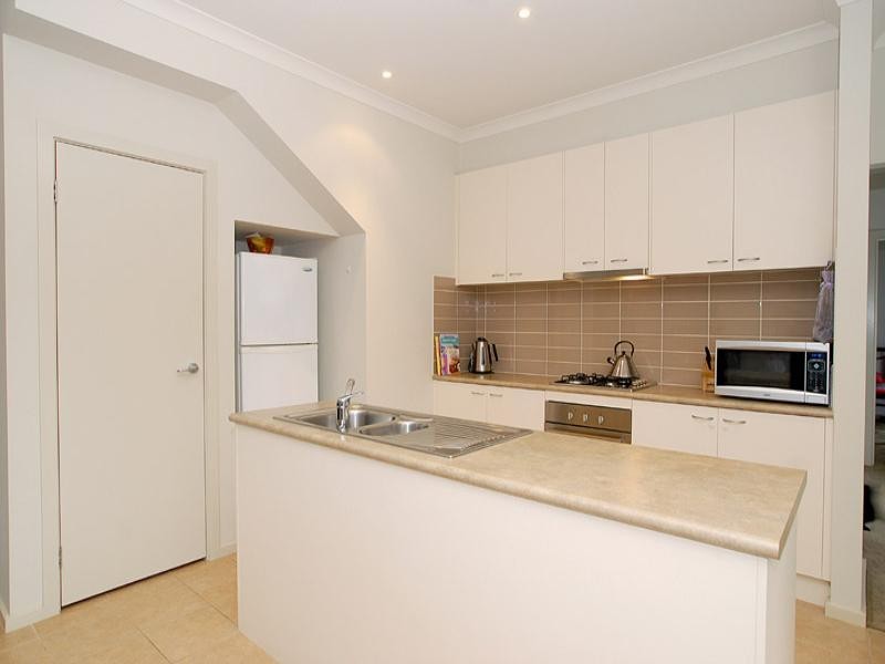 1/45 Swan Walk, Chelsea VIC 3196