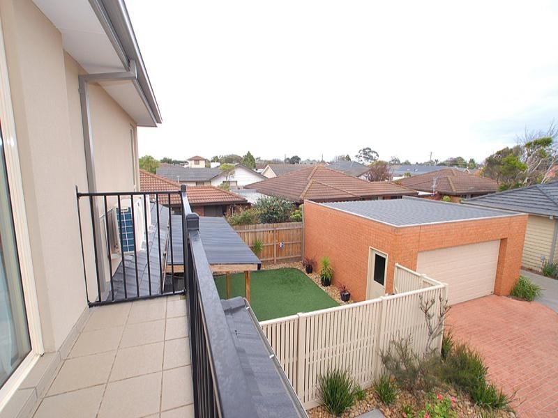 1/45 Swan Walk, Chelsea VIC 3196