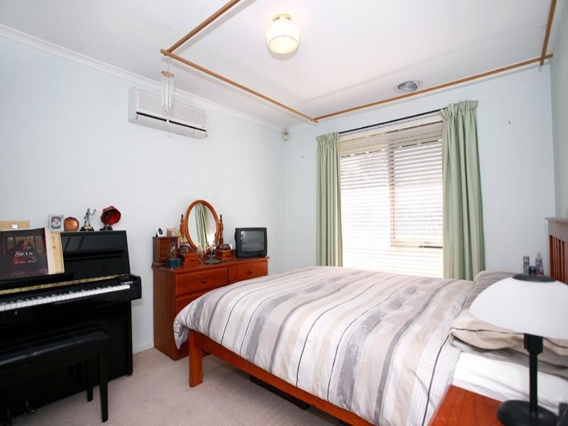 6 Parkside Boulevard, Carrum VIC 3197