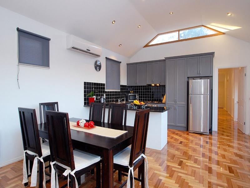 10 Black Knight Street, Mordialloc VIC 3195