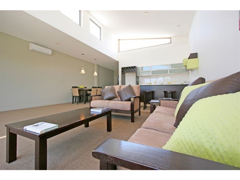 9/250 Charman Road, Cheltenham VIC 3192