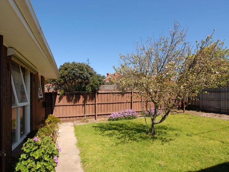 1 Tarlee Court, Aspendale VIC 3195