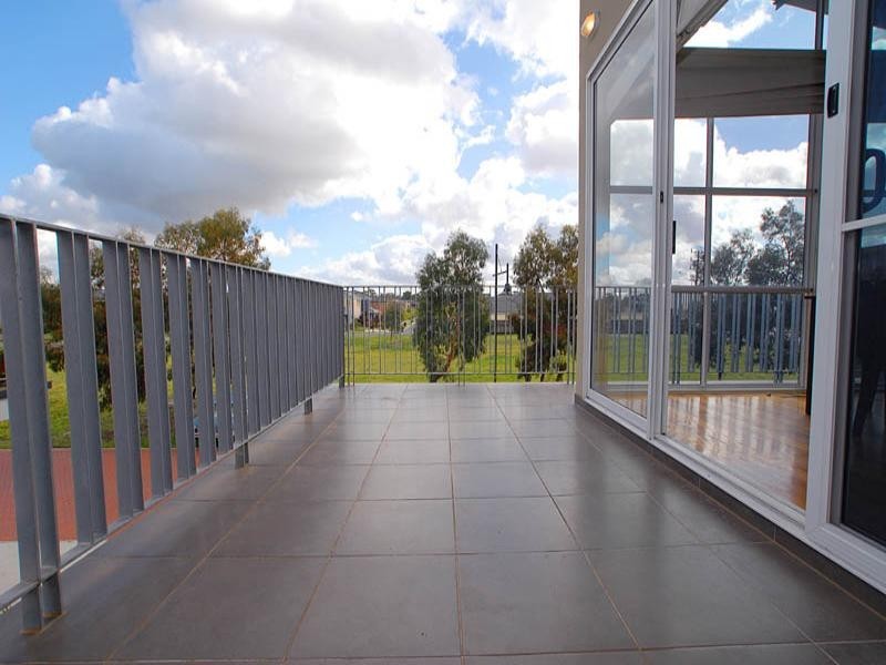 10 Bamber Close, Mordialloc VIC 3195