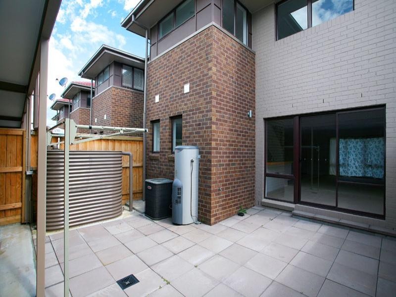 1 Arcots Court, Waterways VIC 3195
