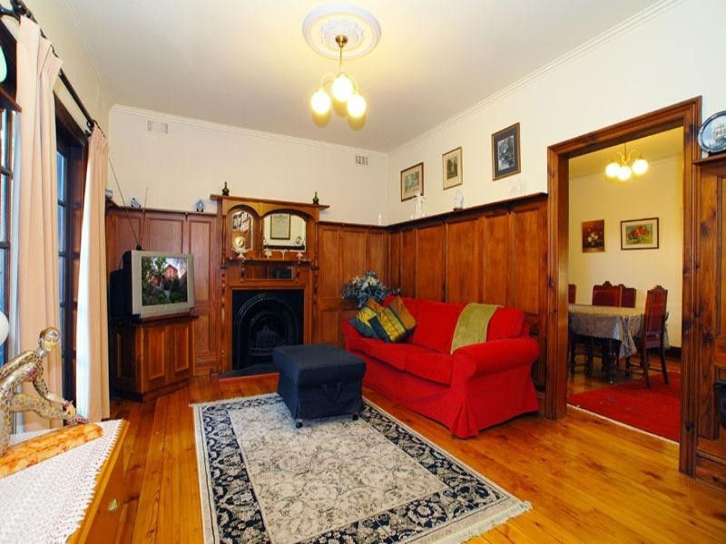 49 Highett Road, Hampton VIC 3188