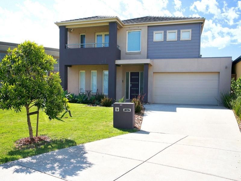 49 Macquarie Circle, Waterways VIC 3195