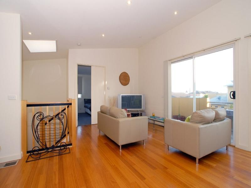 36 Hallmark Road, Mordialloc VIC 3195
