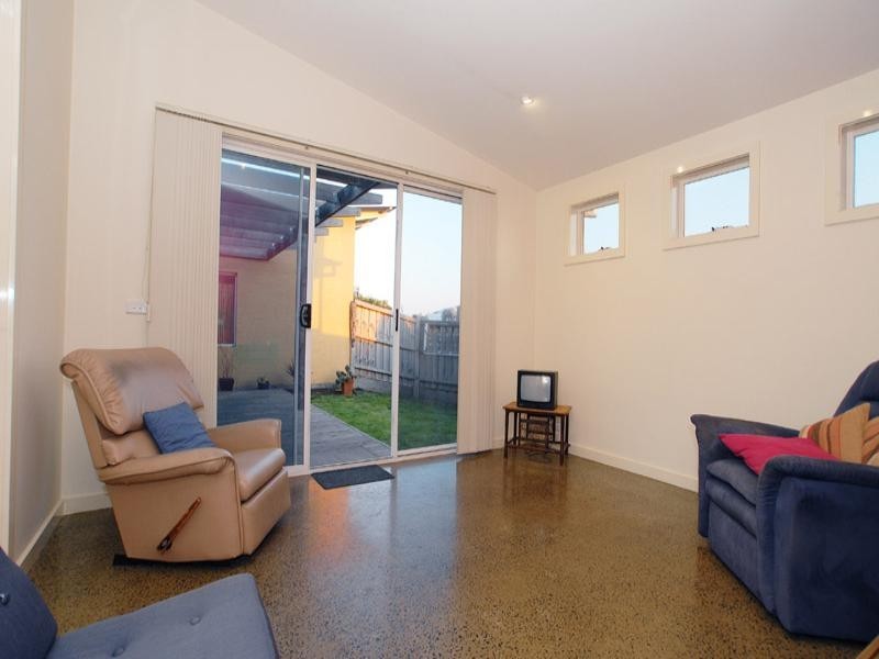 36 Hallmark Road, Mordialloc VIC 3195