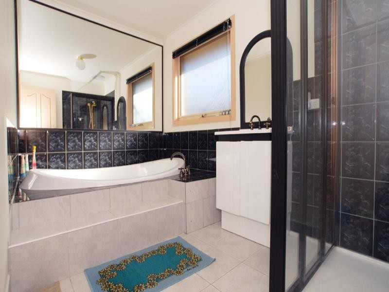 30 Narelle Drive, Aspendale Gardens VIC 3195