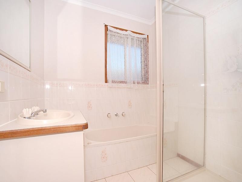 9 Rochelle Court, Aspendale Gardens VIC 3195