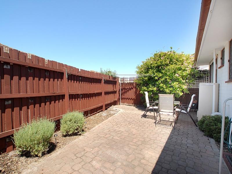 2/14 Broadway, Bonbeach VIC 3196