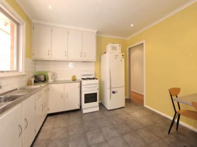 5/8 Woods Avenue, Mordialloc VIC 3195