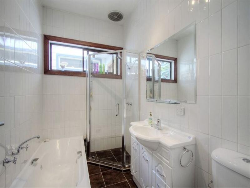 19 Scarlet Street, Mordialloc VIC 3195
