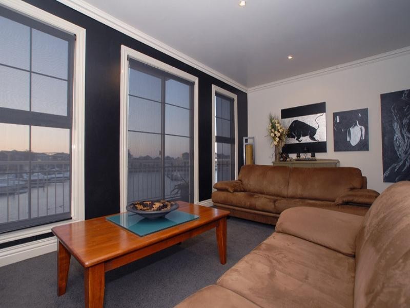 7 Scarborough Drive, Patterson Lakes VIC 3197