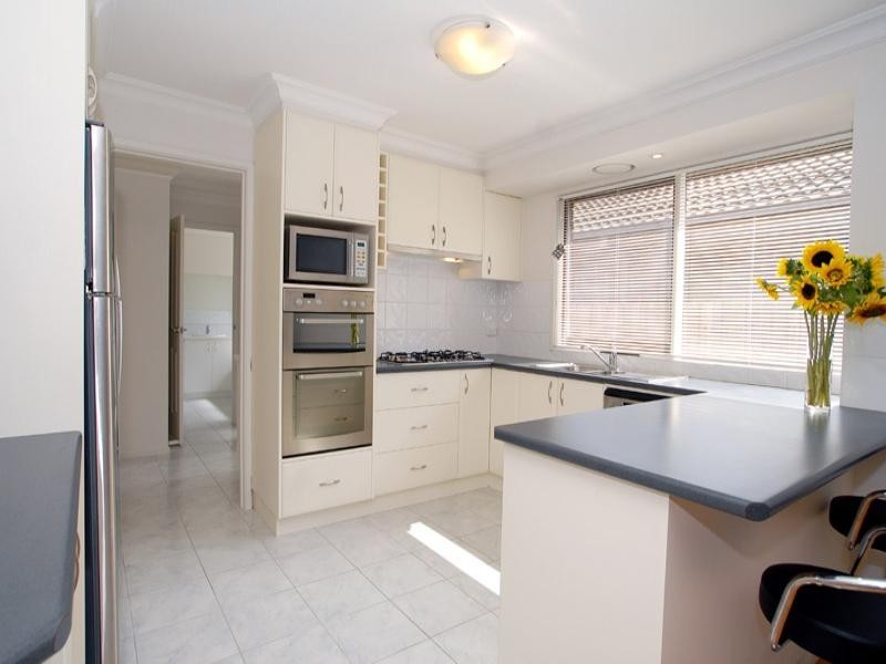 7 Sutherland Avenue, Aspendale Gardens VIC 3195
