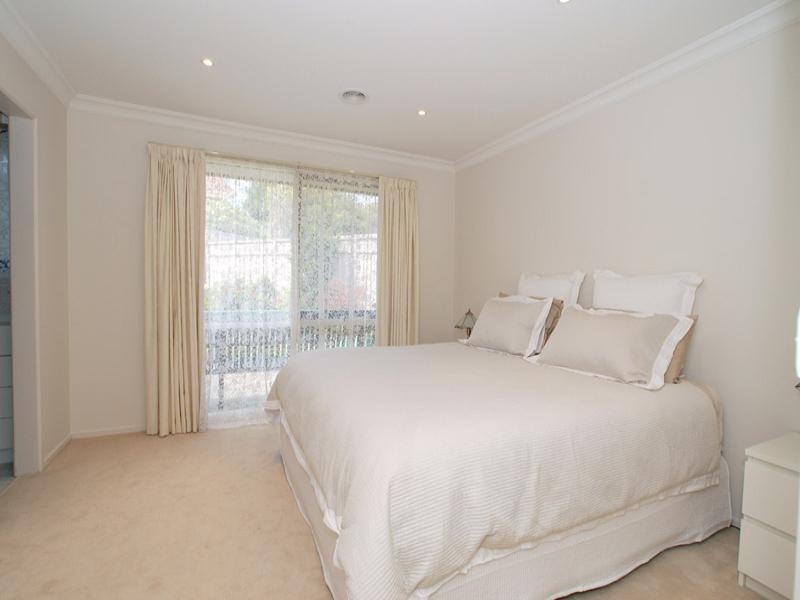 7 Sutherland Avenue, Aspendale Gardens VIC 3195