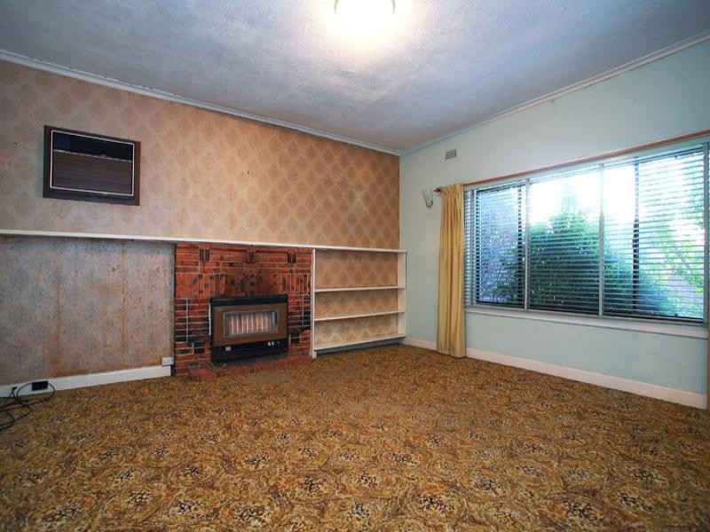 32 Warren Road, Mordialloc VIC 3195