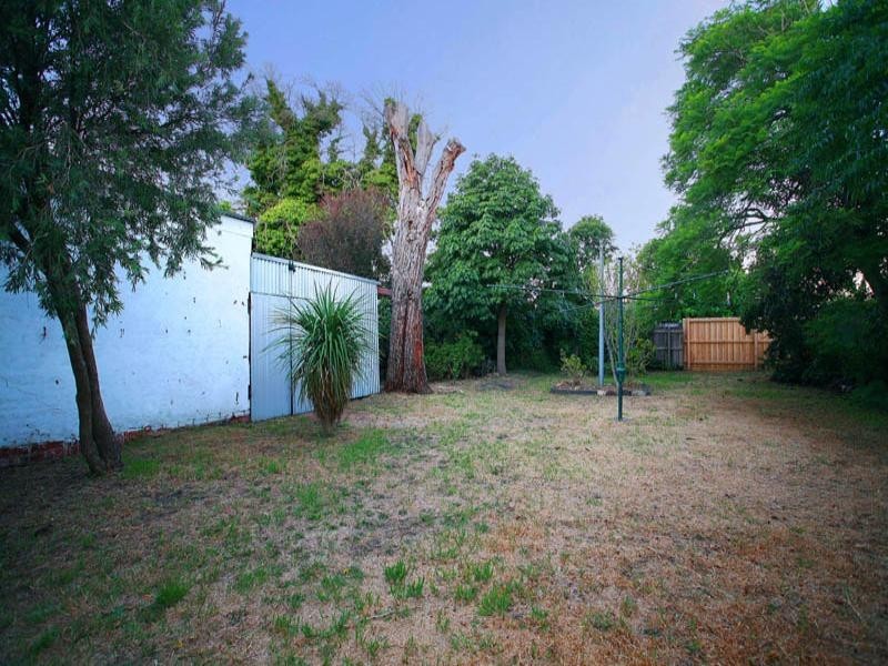 32 Warren Road, Mordialloc VIC 3195