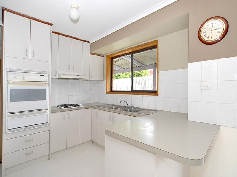 2/24 Steedman Street, Mordialloc VIC 3195