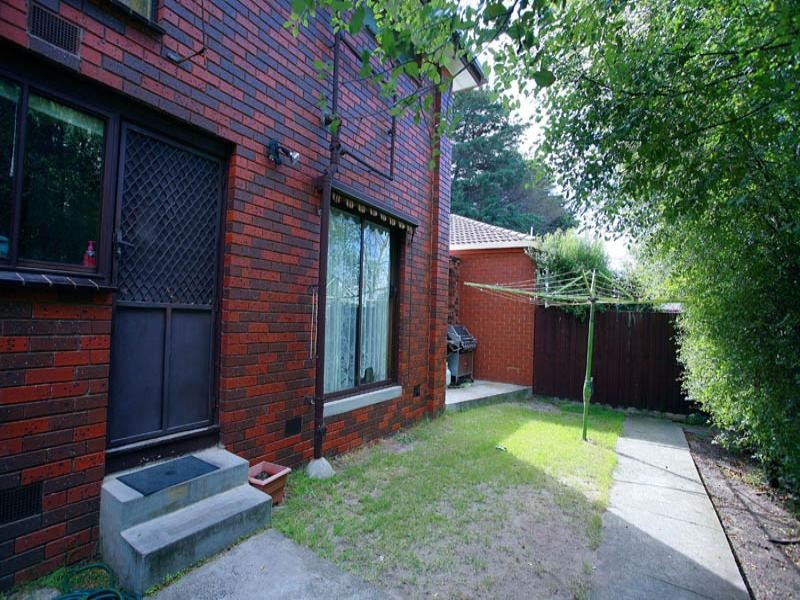 17 Ashmore Avenue, Mordialloc VIC 3195