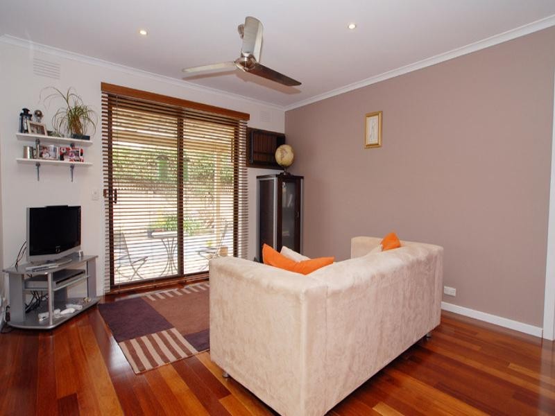 145 Embankment Grove, Chelsea VIC 3196