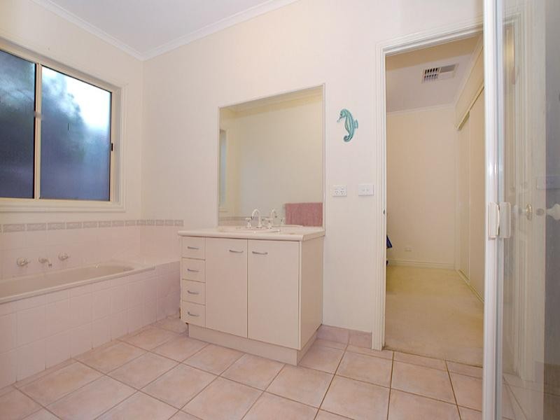 19b First Avenue, Aspendale VIC 3195