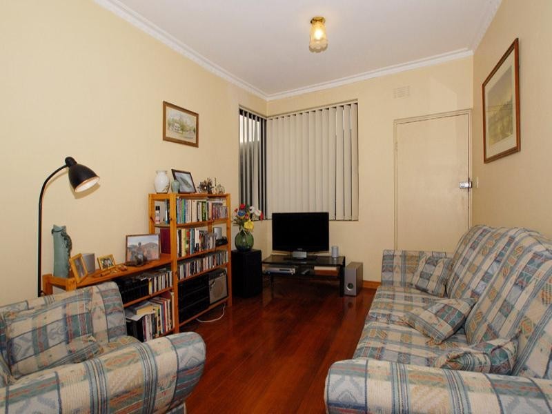 14/214 Beach Road, Mordialloc VIC 3195