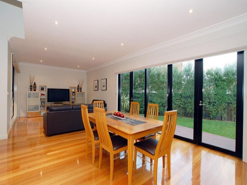 4 Spinnaker Court, Aspendale Gardens VIC 3195