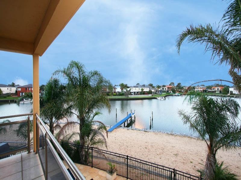 17 Coral Island Court, Patterson Lakes VIC 3197