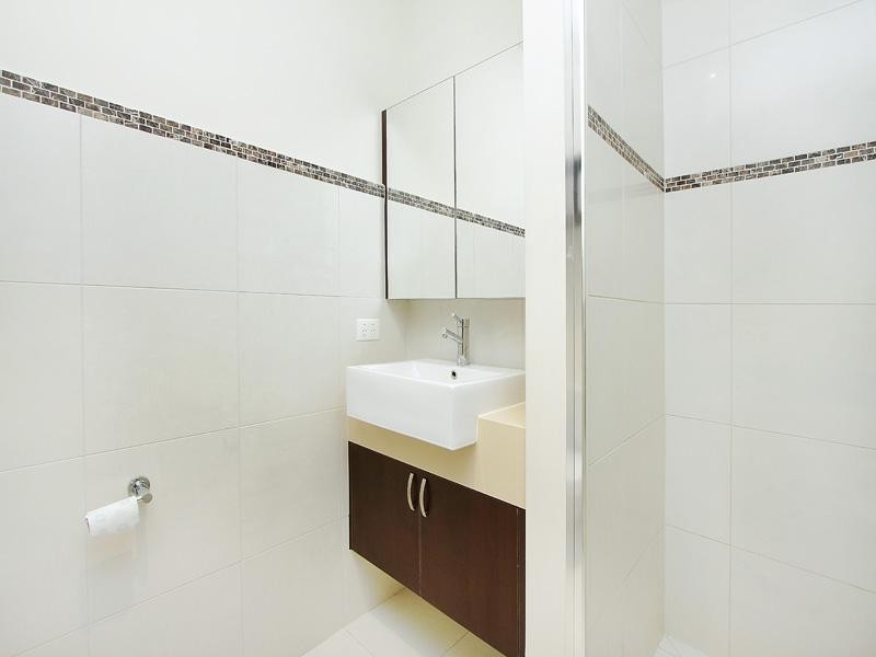 11/6 Bear Street, Mordialloc VIC 3195