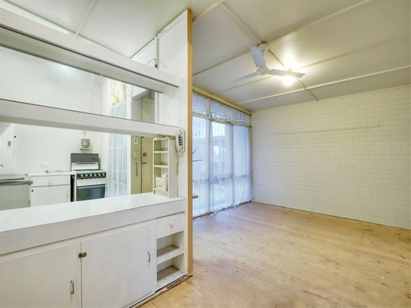 2/10 Ashmore Avenue, Mordialloc VIC 3195