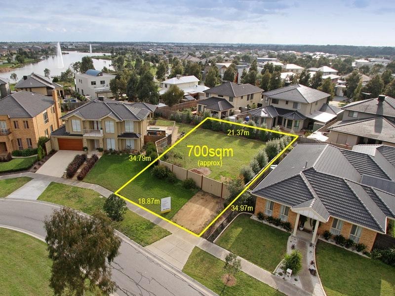 3 Macquarie Circle, Waterways VIC 3195