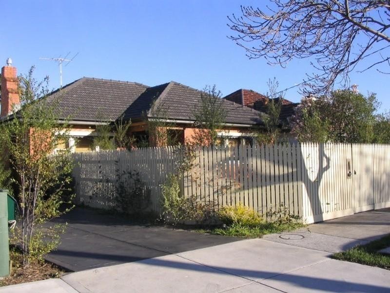 1/8 Schofield Street, Moorabbin VIC 3189