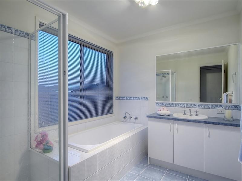 4 Arwon Street, Mordialloc VIC 3195