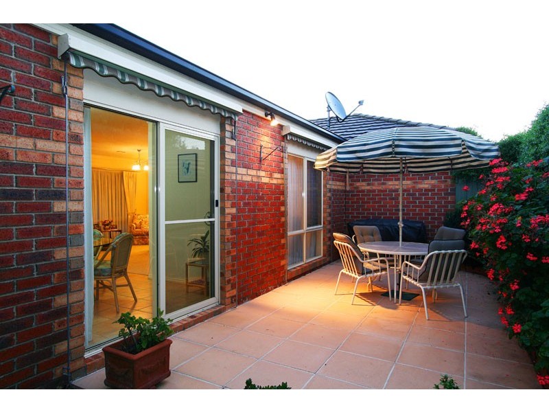 3/12 Waratah Avenue, Mordialloc VIC 3195