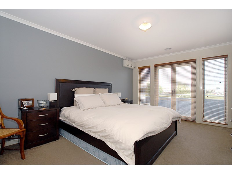 33 Jenkins Street, Mordialloc VIC 3195