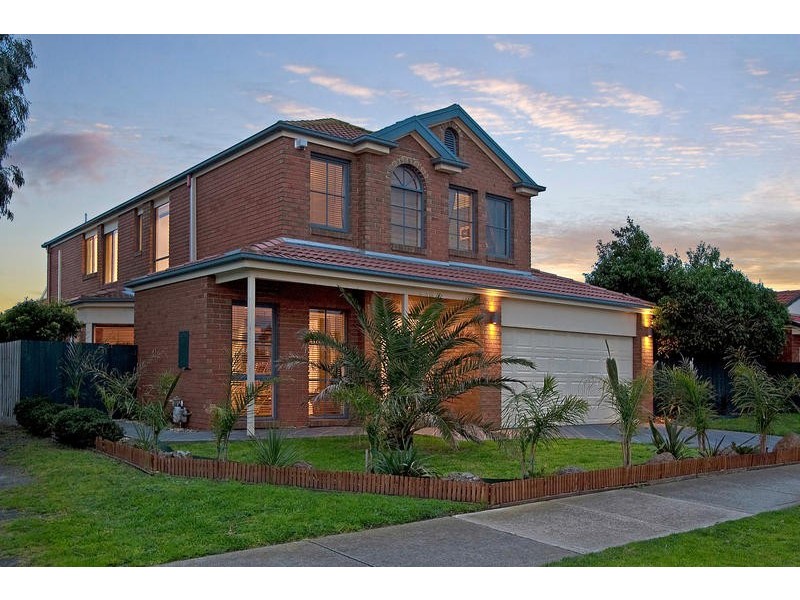 11 Governor Arthur Drive, Patterson Lakes VIC 3197