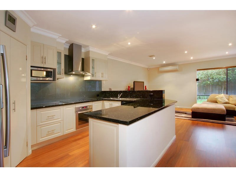 11 Governor Arthur Drive, Patterson Lakes VIC 3197