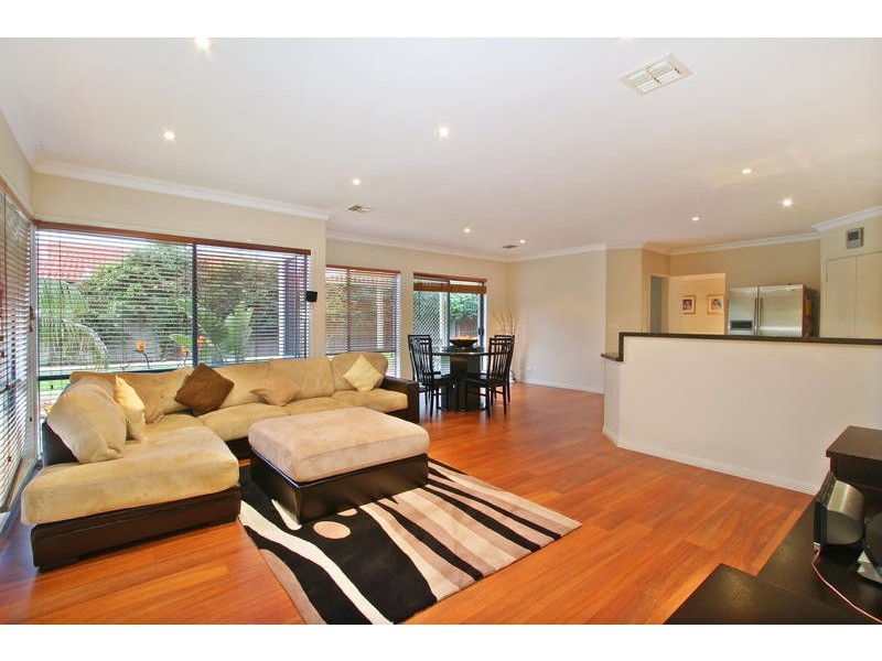 11 Governor Arthur Drive, Patterson Lakes VIC 3197