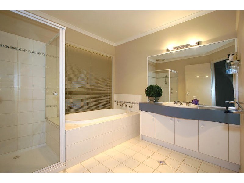 11 Governor Arthur Drive, Patterson Lakes VIC 3197