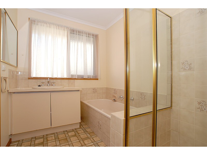 20 Tatyoon Close, Aspendale Gardens VIC 3195