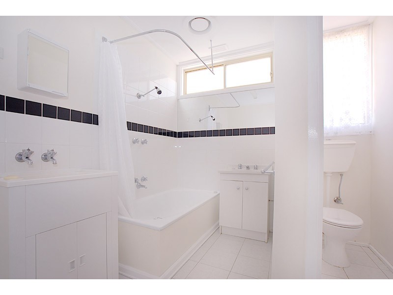 2/23 Swan Walk, Chelsea VIC 3196