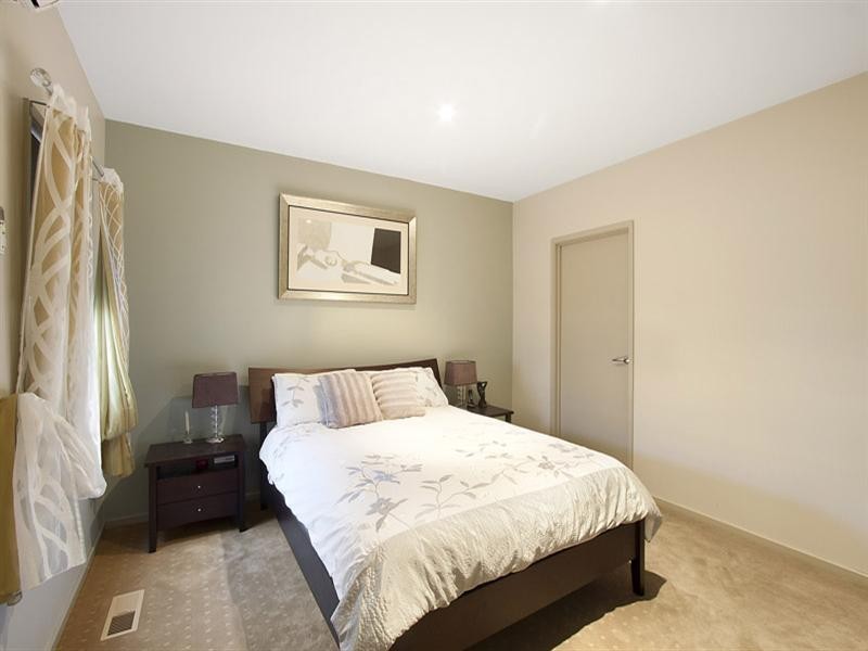 2/332 Centre Road, Bentleigh VIC 3204