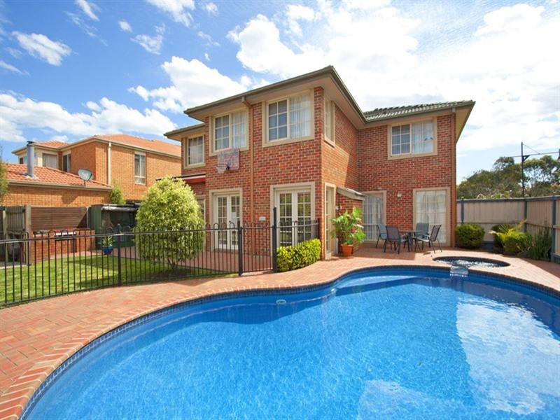 8 Reef Court, Aspendale Gardens VIC 3195