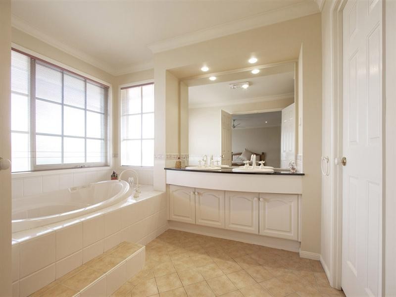 8 Reef Court, Aspendale Gardens VIC 3195