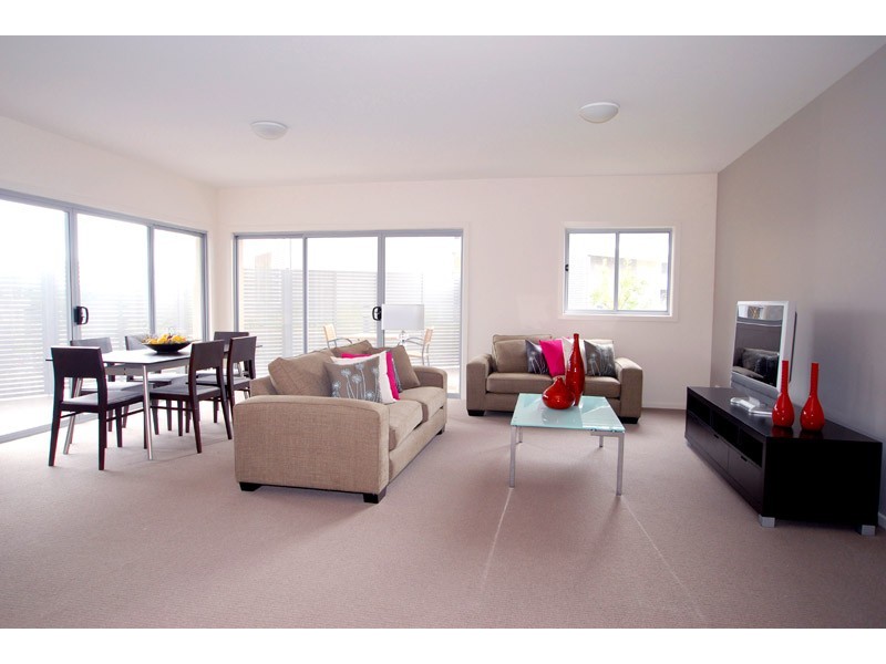 33/68 GLADESVILLE Boulevard, Patterson Lakes VIC 3197
